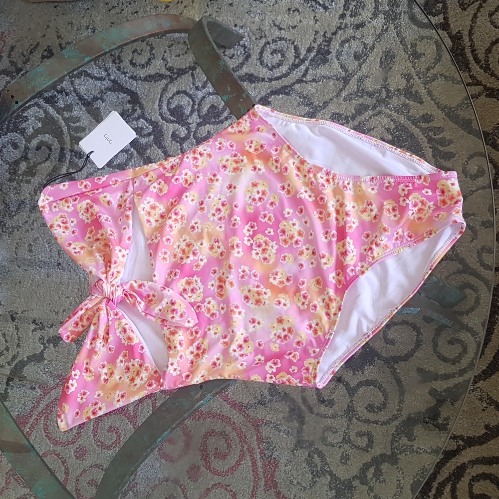 Onia swimsuit - summer floral 💐